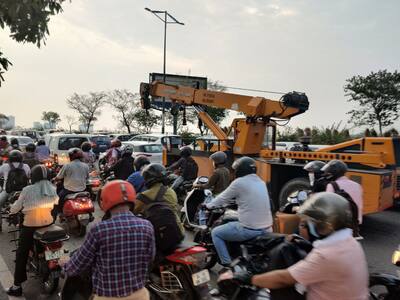 JCB stuck in traffic jam