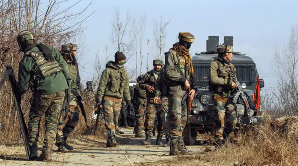 One terrorist apprehended after encounter in Jammu and Kashmir&#039;s Budgam