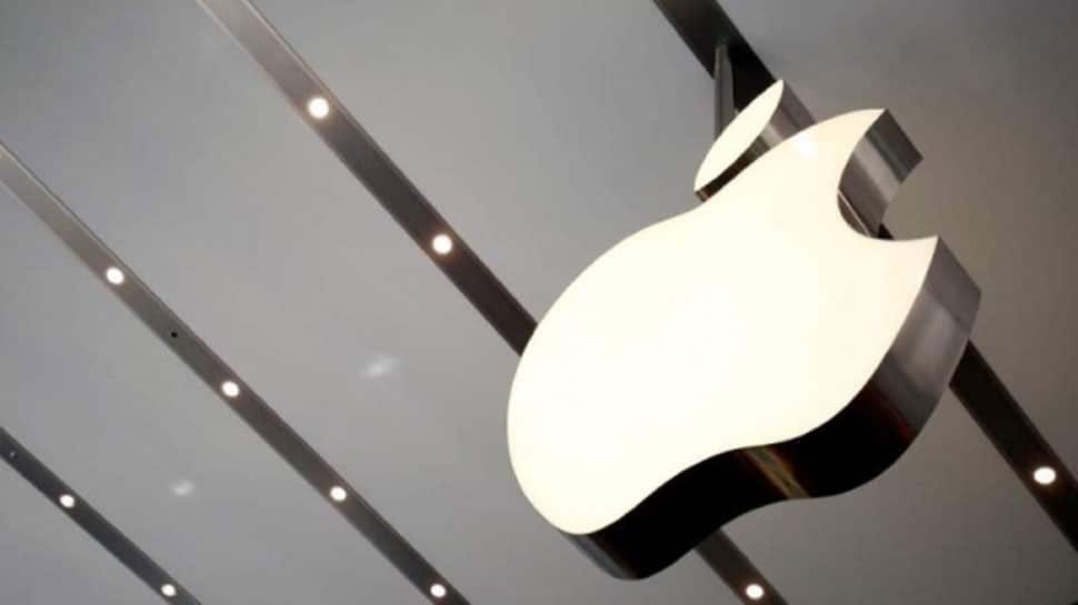 Apple first US company to hit $1.5 trillion market cap