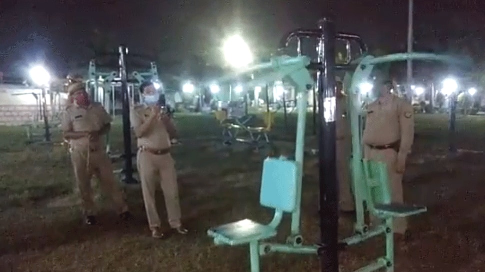 Jhansi park&#039;s &#039;ghost exercise&#039; video goes viral, cops say miscreants will be in a &#039;haunted&#039; lockup soon