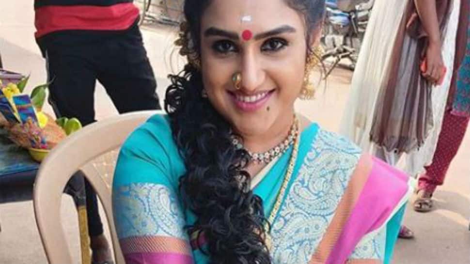 ‘Bigg Boss Tamil 3’ fame Vanitha Vijaykumar announces wedding to filmmaker Peter Paul