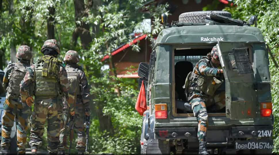 CRPF jawan martyred, two terrorists killed in encounter in Jammu and Kashmir&#039;s Pulwama