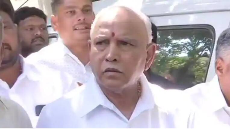 Karnataka CM Yediyurappa strategises to check COVID-19 in Bengaluru, appoints nodal officer for each Assembly seat 