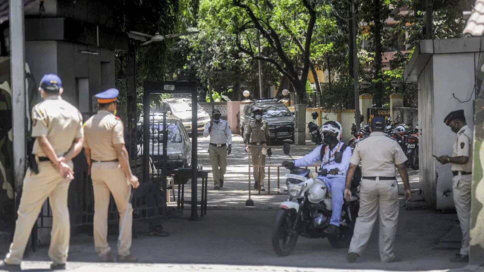 Mumbai Police appeals people to follow COVID-19 guidelines as city starts opening-up