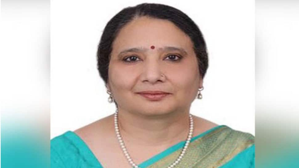 Parminder Chopra takes charge as director (finance) at Power Finance Corporation