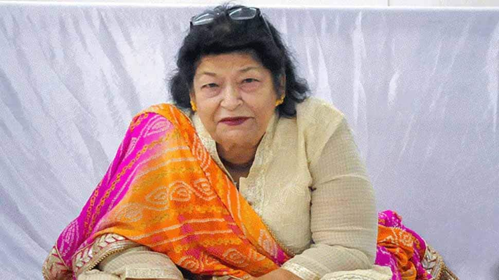 Saroj Khan, legendary Bollywood choreographer, dies of cardiac arrest in Mumbai at 71