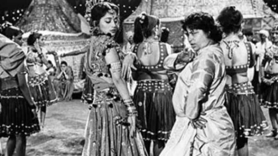 These pics of Saroj Khan with Sridevi, Madhuri Dixit, Aishwarya Rai Bachchan and other stars are timeless