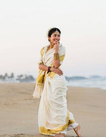 South Sensation Sai Pallavi S Desi Avatar Wins Hearts On Instagram News Zee News See more ideas about sai pallavi hd images, indian actresses, actresses. desi avatar wins hearts on instagram