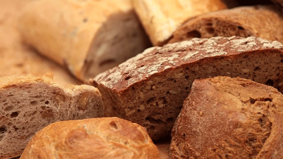 French baker uses female urine from public toilets to make &#039;Goldilocks bread&#039;