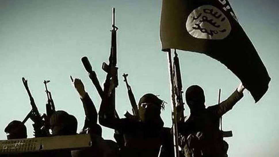 ISIS-linked facebook accounts continue to evade detection: Report