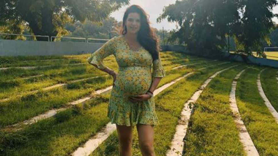 Hardik Pandya&#039;s girlfriend Natasa Stankovic flaunts her baby bump in fab pics: Happiness is on the way