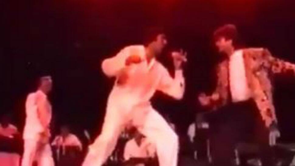 When Amitabh Bachchan and Anil Kapoor performed live together