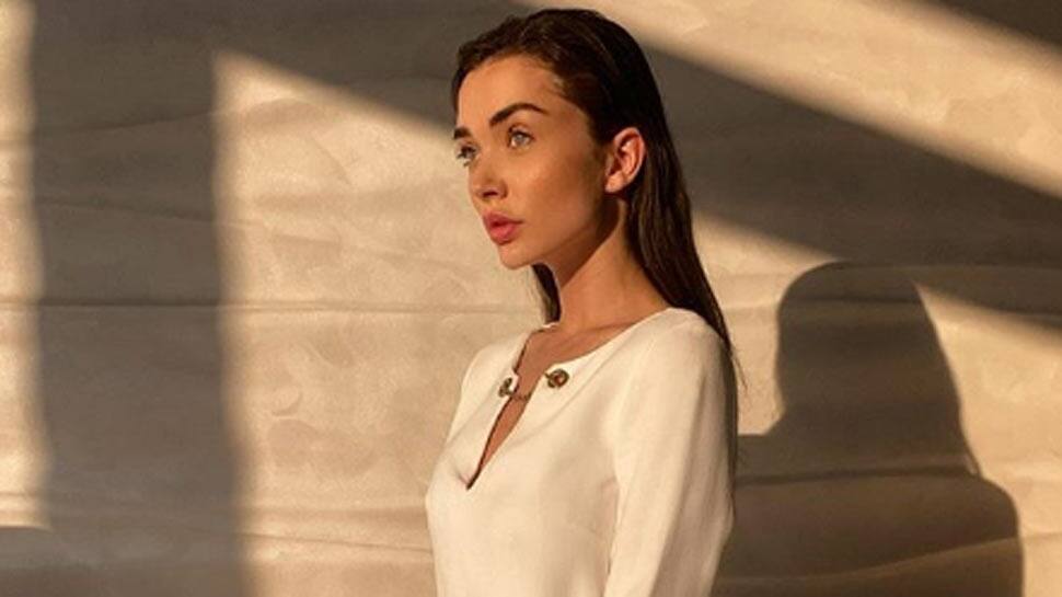 Amy Jackson&#039;s new fit and fab avatar is heating up Instagram - In Pics
