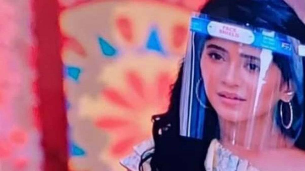 &#039;Yeh Rishta Kya Kehlata Hai&#039; stars wear masks, shields, netizens have a laugh