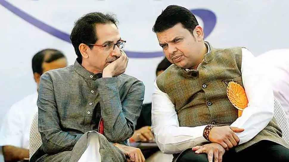 Shiv Sena in party mouthpiece Saamana praises Devendra Fadnavis as Opposition leader