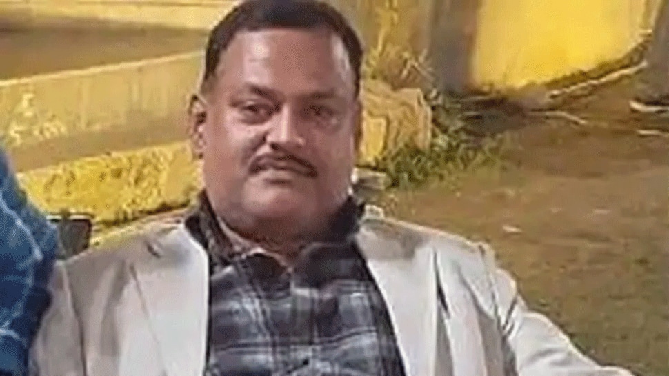 Two sacked UP policemen were in constant touch with gangster Vikas Dubey, reveals STF probe