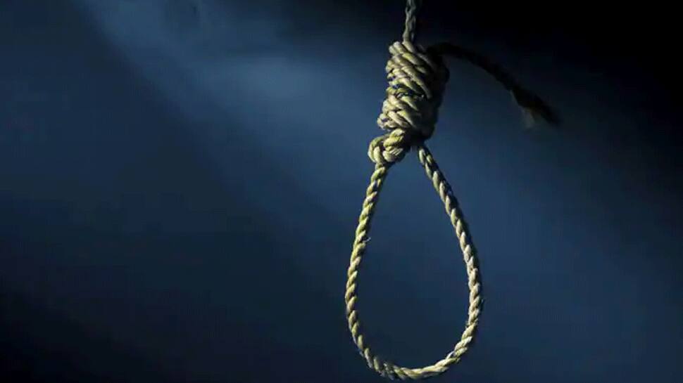 Rajasthan man hangs himself after killing wife, children 