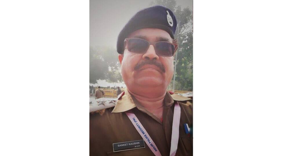 Delhi Traffic Police ACP Sanket Kaushik killed in road accident while managing traffic