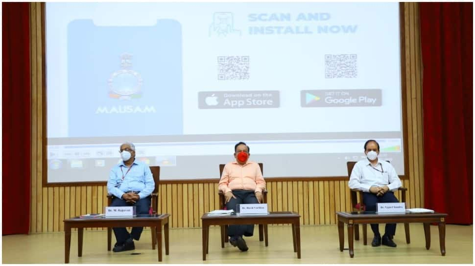 Mobile App &#039;Mausam&#039; launched for India Meteorological Department; features like current weather, city forecast provided