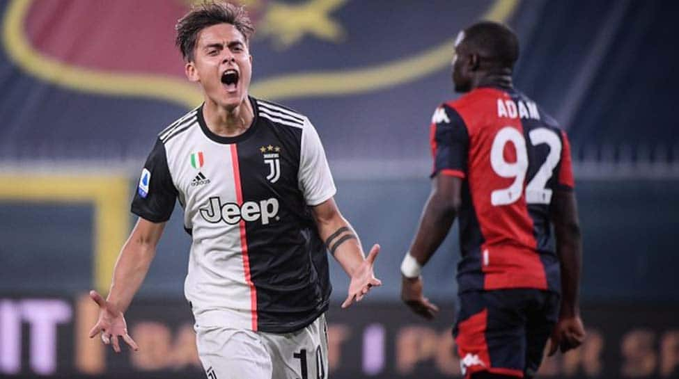 Juventus forward Paulo Dybala suffers thigh injury