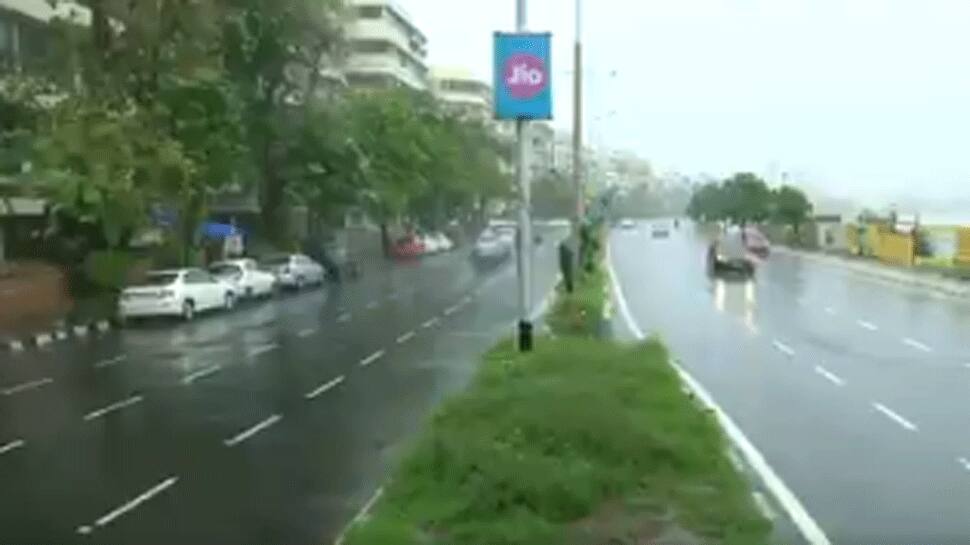 Heavy rain lashes parts of Mumbai for second day, waterlogging at several places