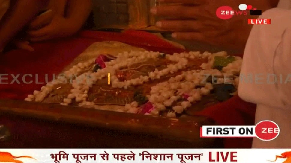 Ahead of Ram Temple Bhoomi Pujan in Ayodhya, &#039;Nishan Puja&#039; held at Hanumangarhi