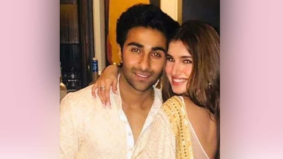 Tara Sutaria and Aadar Jain make their &#039;love&#039; Instagram official!