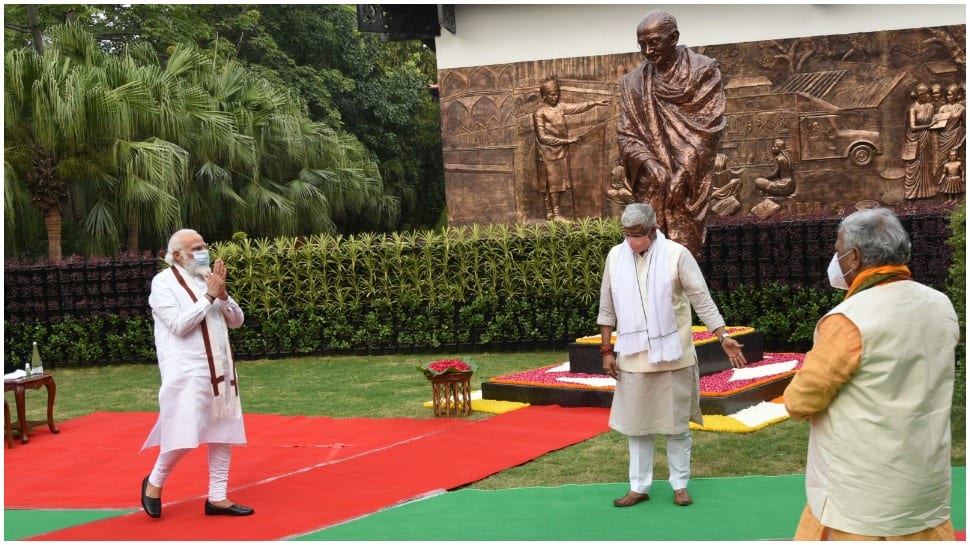 PM Narendra Modi launches week-long campaign 'Gandagi Mukt Bharat' to make India free of garbage