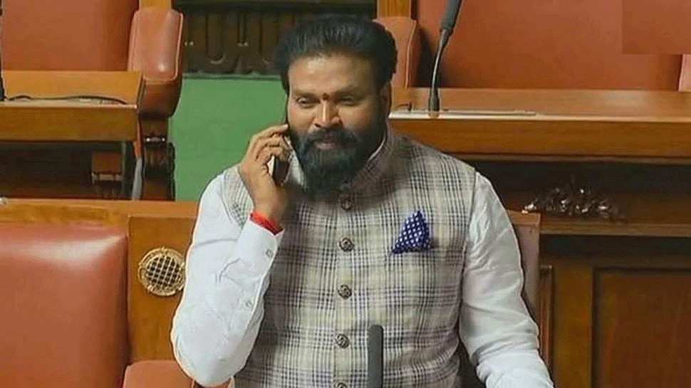 Week after CM Yeddyurappa, Karnataka Health Minister B Sriramulu tests positive for COVID-19