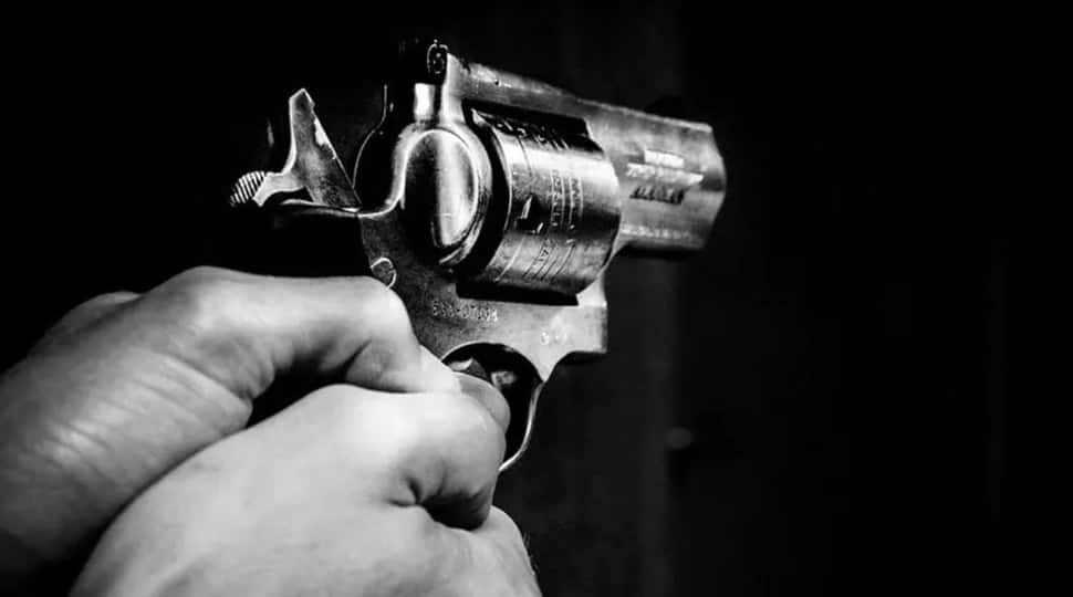 Notorious criminal Ajay shot at by Delhi Police Special Cell during encounter