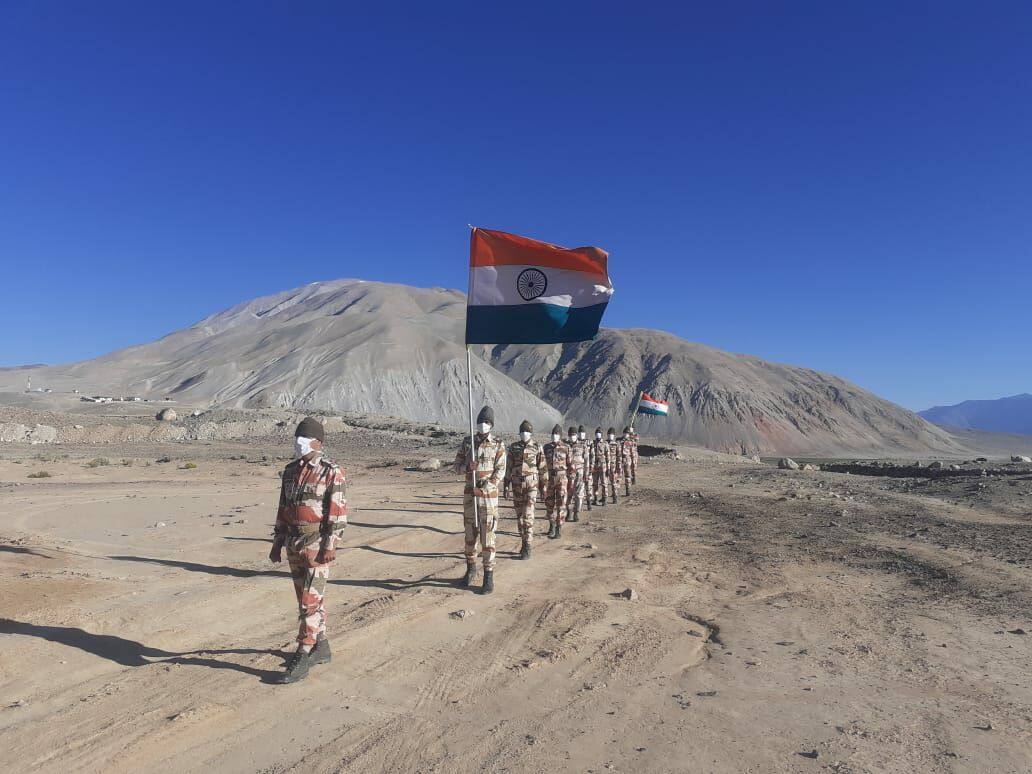 ITBP jawans celebrated Independence Day on the banks of Pangong Tso lake in Ladakh 