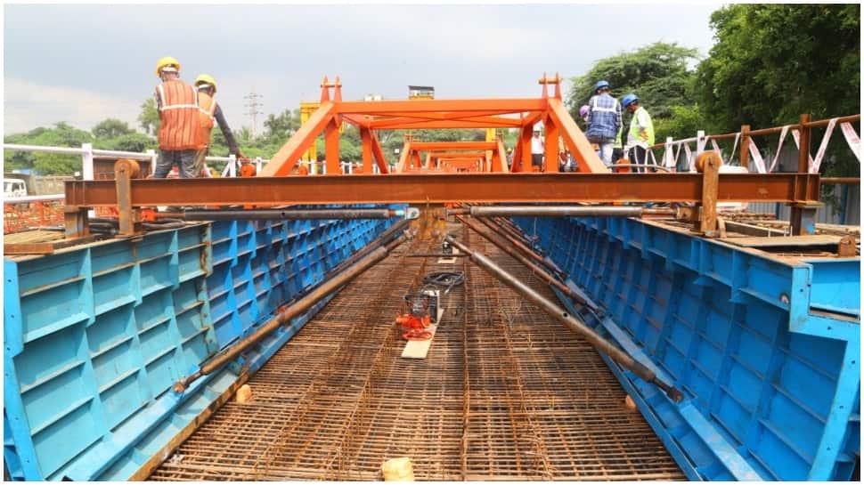 Delhi Metro begins casting work of U-girders on Aerocity –Tughlakabad corridor of Phase 4