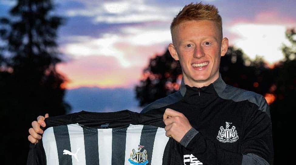 Midfielder Matty Longstaff signs contract extension with Newcastle United
