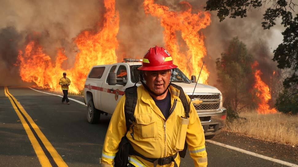 California braces for more lightning as wildfires kill seven