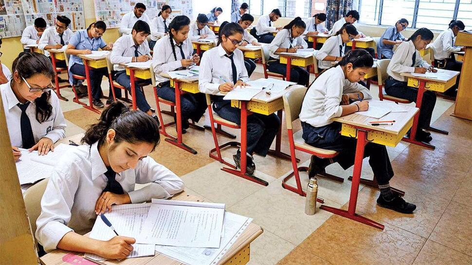 Supreme Court upholds UGC decision, says states cannot promote students without holding final year exams