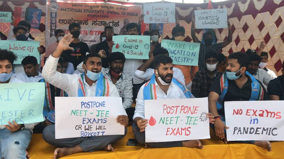 Amid protests, ministers from 6 non-BJP ruled states move SC over postponing NEET, JEE exams 
