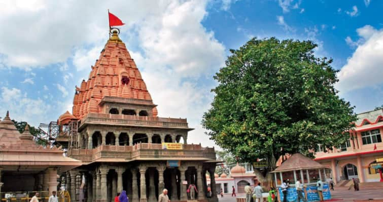 Devotees should not rub Shivalingam at Mahakaleshwar Temple in Ujjain: Supreme Court