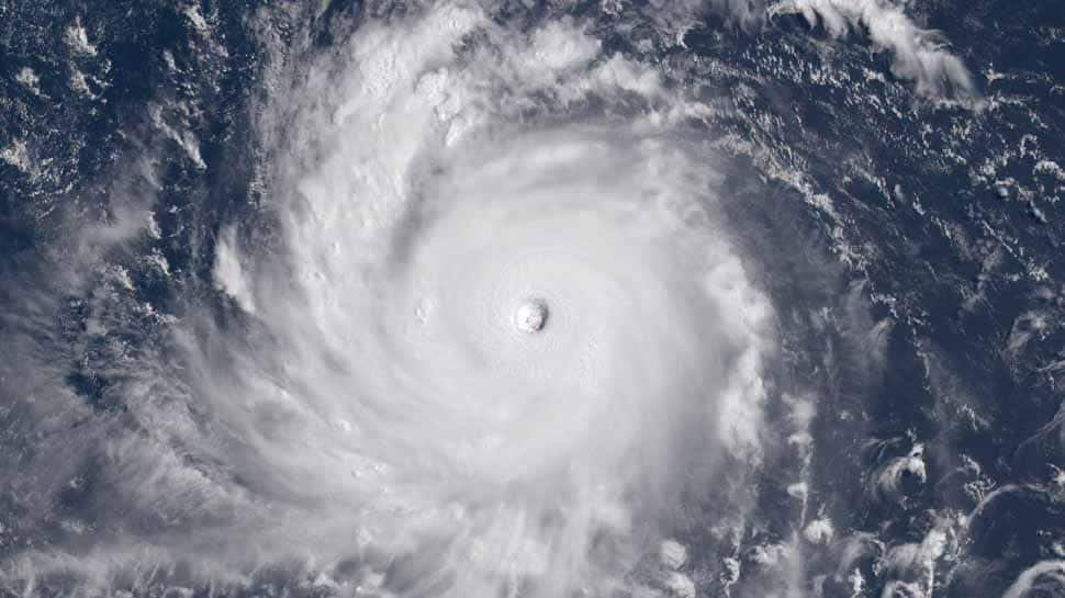 Typhoon Maysak pummels South Korea, ship goes missing in rough waters