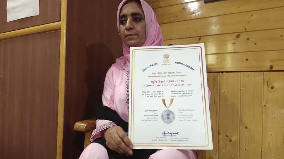 Kashmiri teacher Ruhi Sultana among 47 felicitated on Teachers&#039; Day 