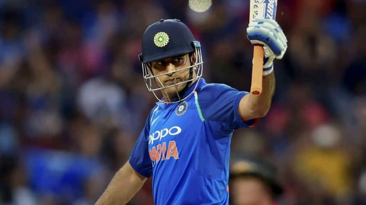 Indian Premier League 2020: MS Dhoni’s power-hitting leaves Murali Vijay amazed, Watch video 