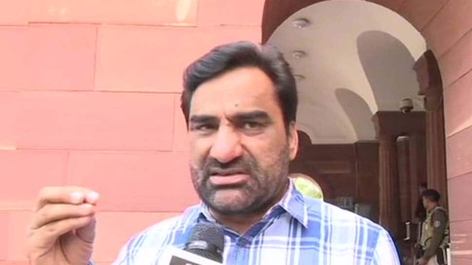 MP Hanuman Beniwal tests coronavirus COVID-19 positive in Delhi, negative in Jaipur: Baffled RLP chief shows reports on Twitter