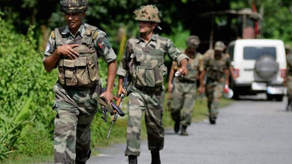 Security forces arrest two LeT affiliates in Jammu and Kashmir&#039;s Baramulla, recover ammunition