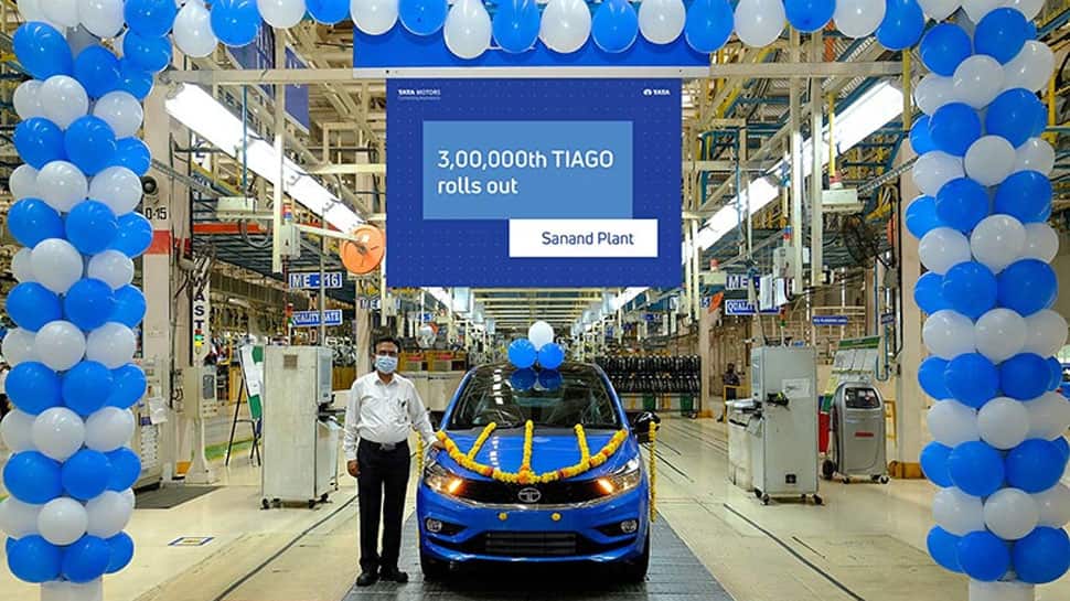 Tata Tiago 3,00,000th unit rolled out from Sanand plant