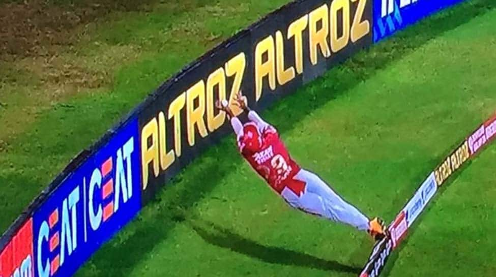 IPL 13, RR vs KXIP Match: Nicholas Pooran makes acrobatic save at boundary rope, draws applause from Sachin Tendulkar, Virender Sehwag - Watch video