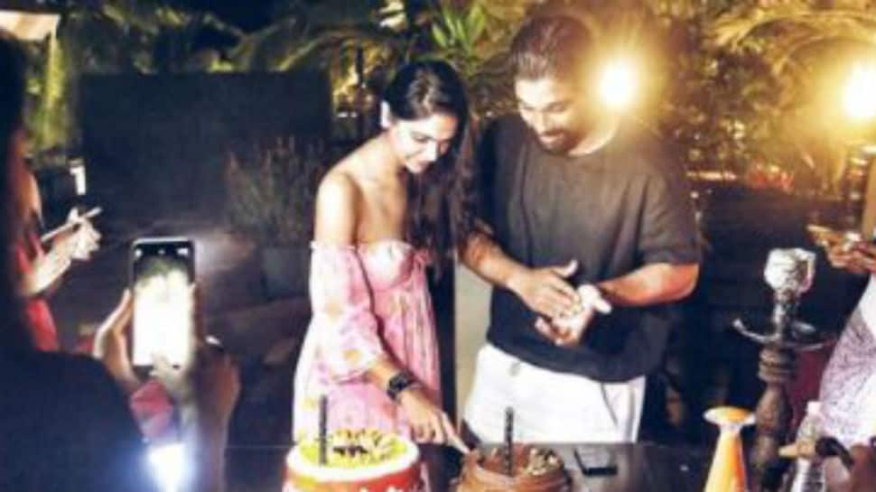 Allu Arjun lights up Instagram with inside pic from wife Sneha&#039;s birthday 