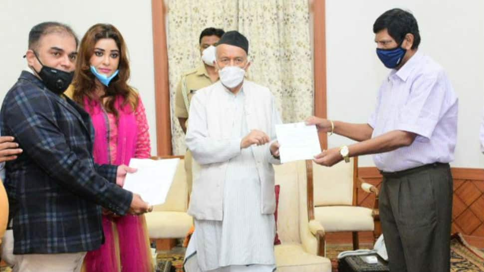 Actress Payal Ghosh meets Maharashtra governor seeking Y category security