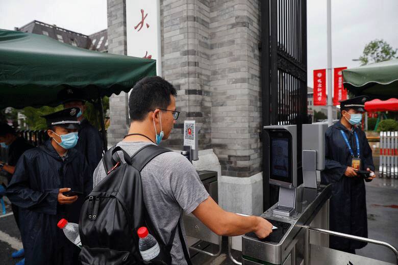 Universities open in Beijing