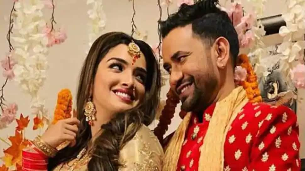 Bhojpuri super hit jodi of Aamrapali Dubey and Nirahua &#039;s new pic makes fans excited!