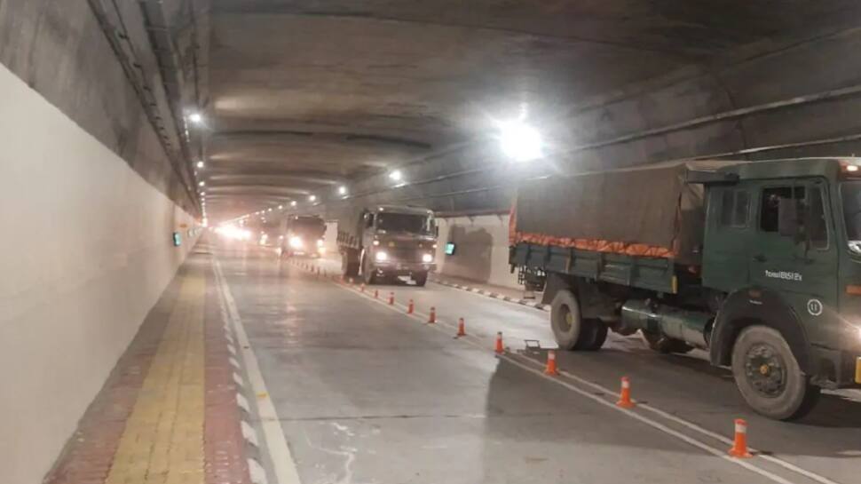 Indian Army convoy passes through newly-built Atal Tunnel - Watch