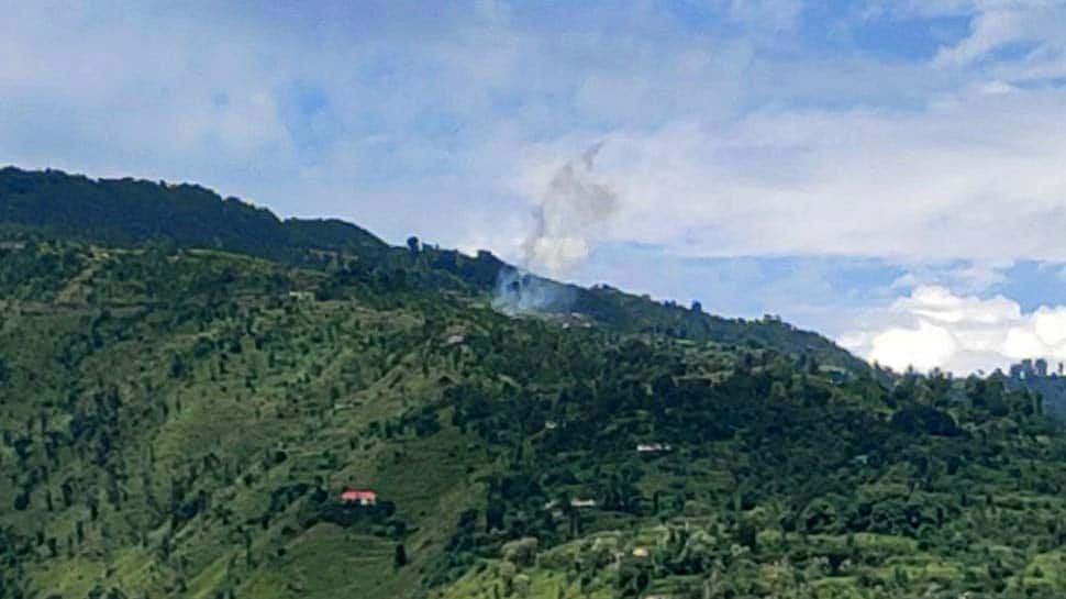 One injured in Pakistan ceasefire violation along LoC in Jammu and Kashmir`s Poonch district thumbnail
